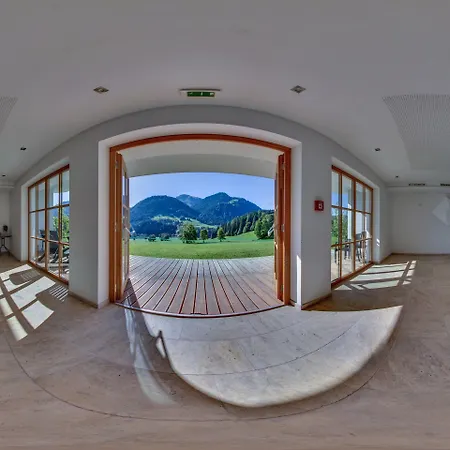 ホテル Beim Hochfilzer Superior 4 Sterne 4*